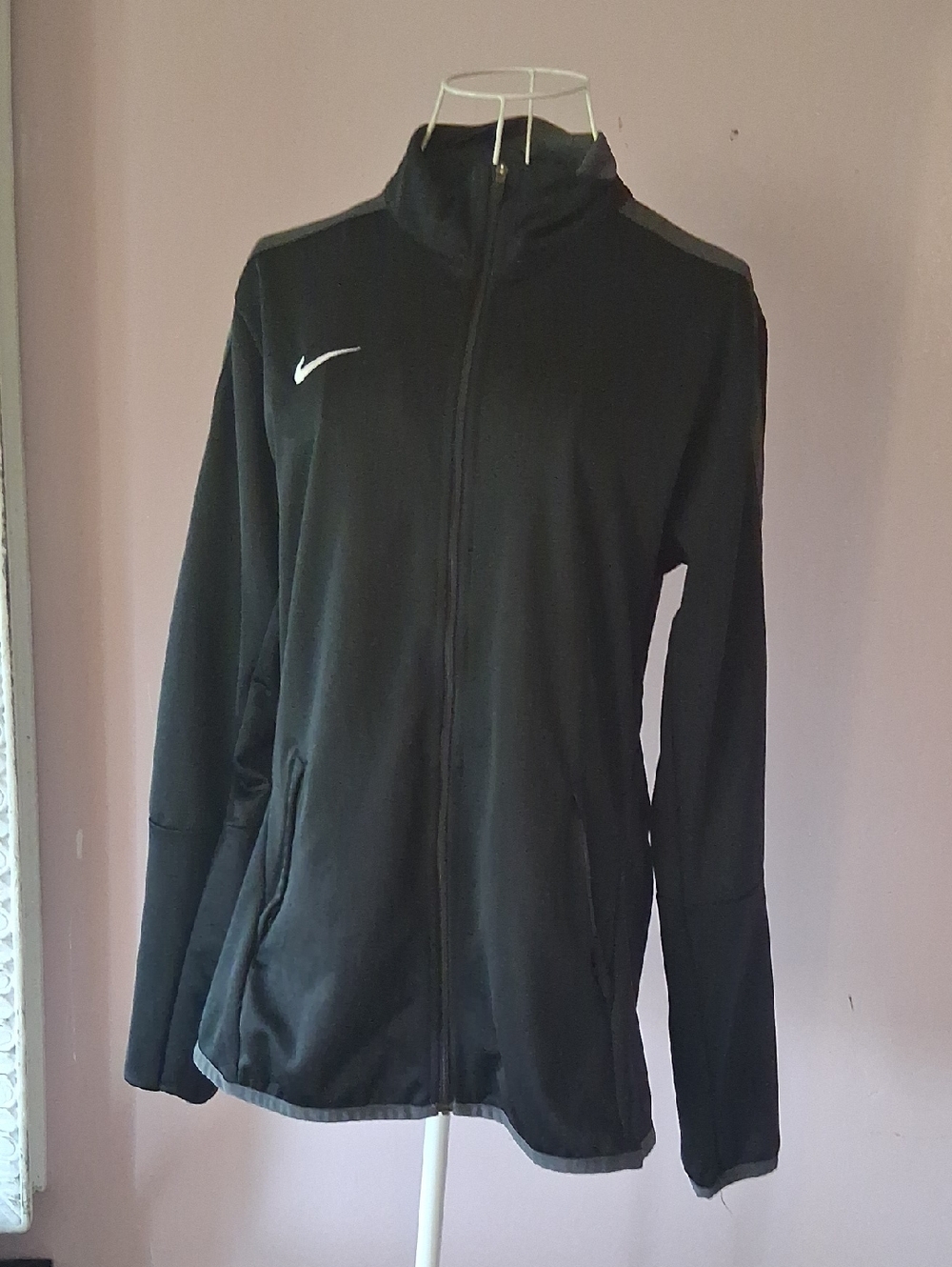 Nike Epic Women's Full-Zip Training Jacket - Black ✨Size M